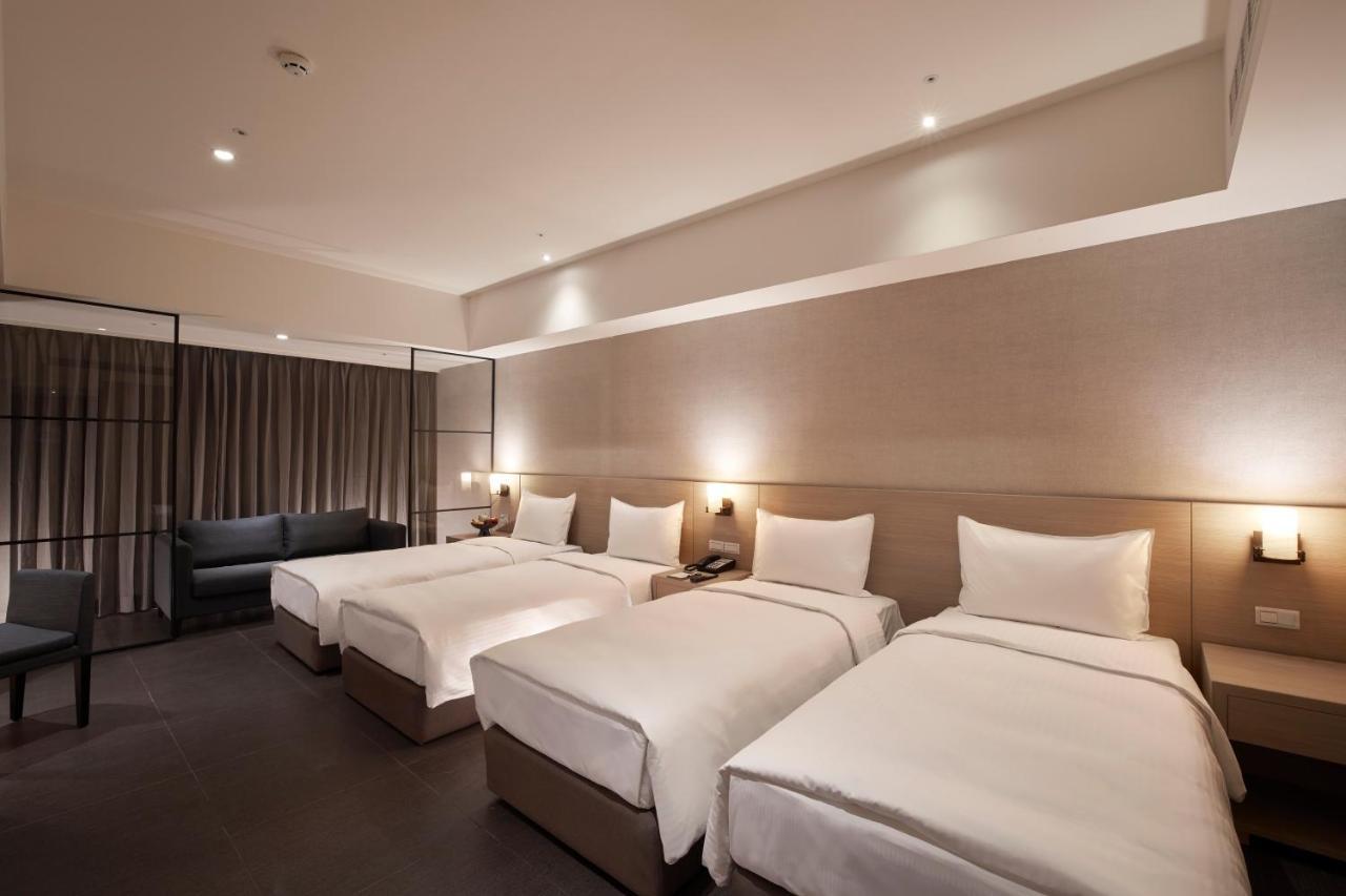 Grand Bay Resort Hotel Heng-ch'un Extérieur photo Deluxe Triple Room