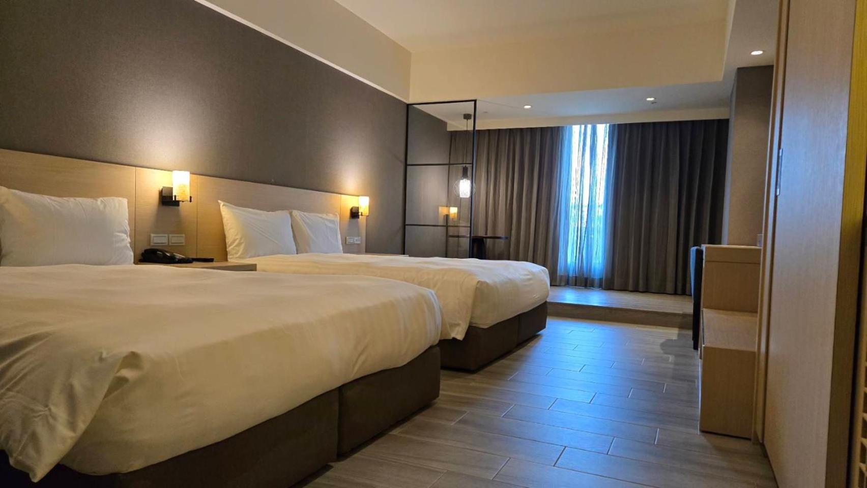 Grand Bay Resort Hotel Heng-ch'un Extérieur photo Deluxe room