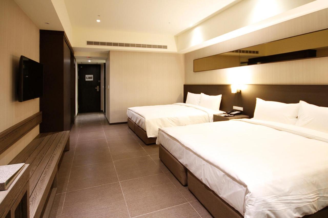Grand Bay Resort Hotel Heng-ch'un Extérieur photo Deluxe Triple Room